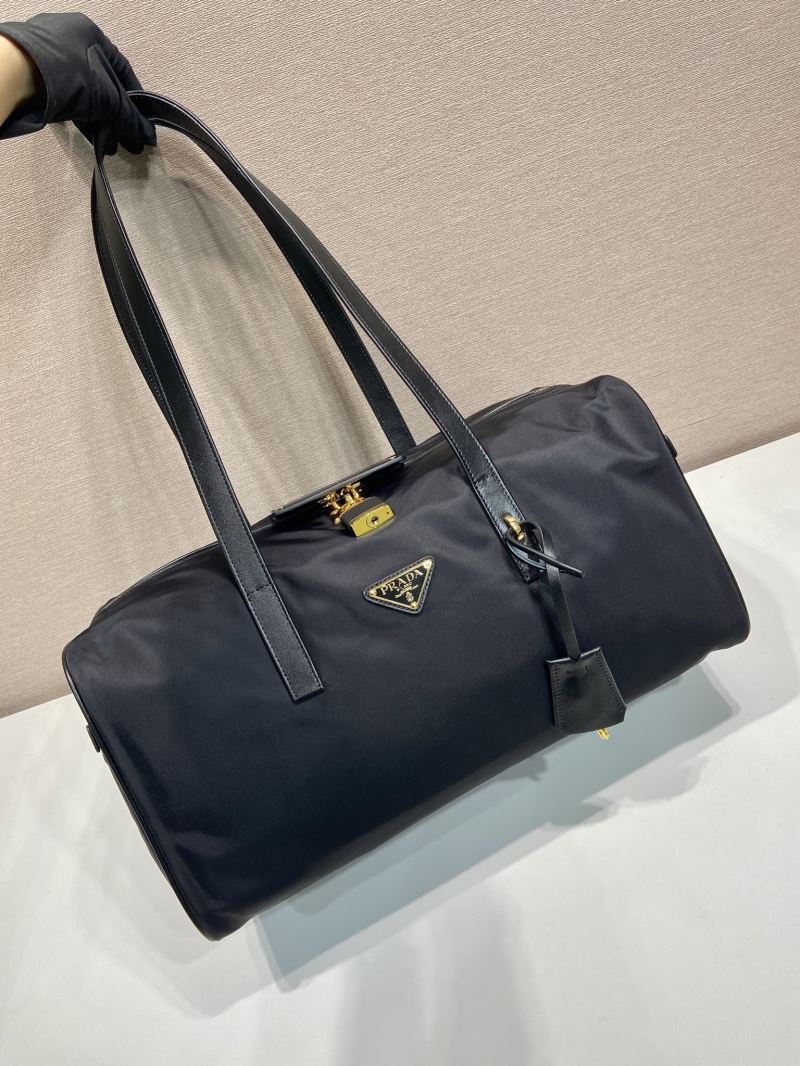 Pra*a travel bags